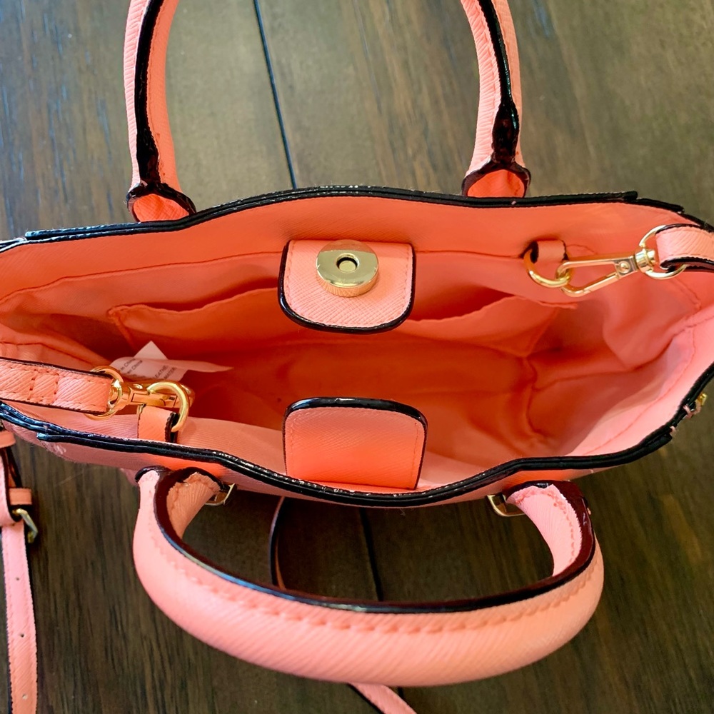 Crossbody Purse - Picture 9 of 14